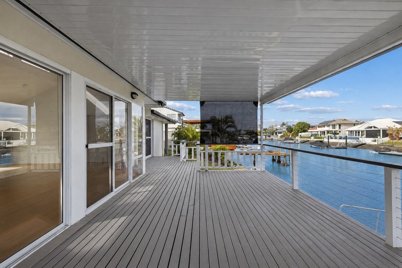 Photo - 115 Pebble Beach Drive, Runaway Bay QLD 4216 - Image 17