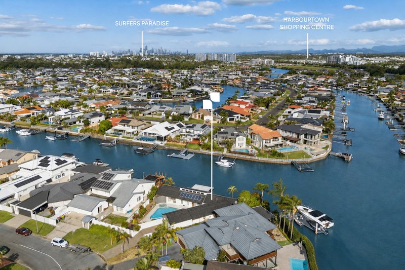 Photo - 115 Pebble Beach Drive, Runaway Bay QLD 4216 - Image 25