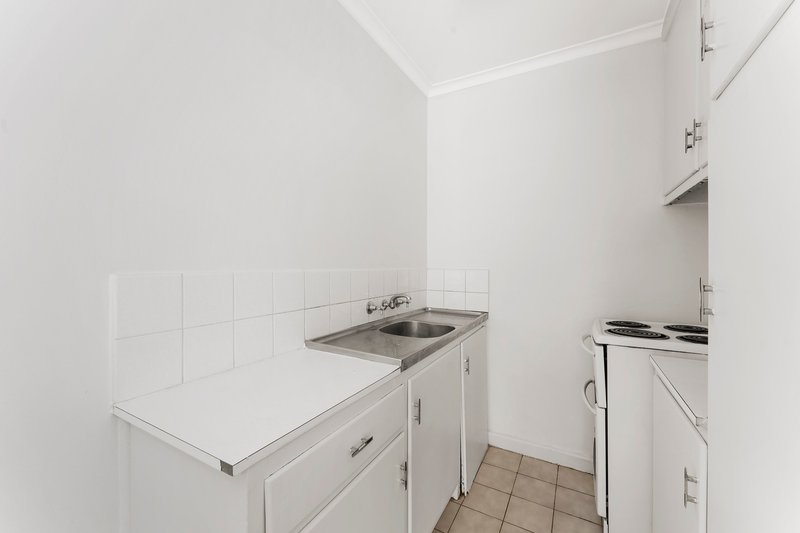 Photo - 1/15 Poplar Grove, Carnegie VIC 3163 - Image 3