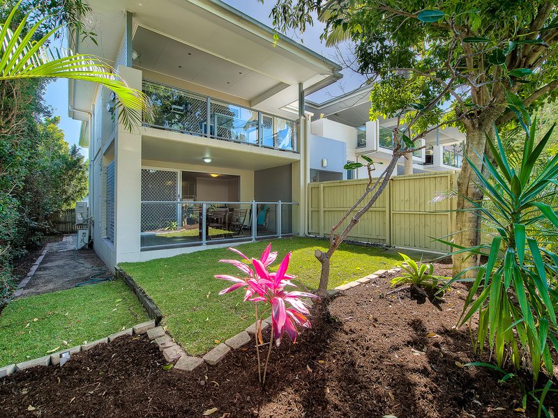 Photo - 1/15 Rhodes Street, Stafford QLD 4053 - Image 2