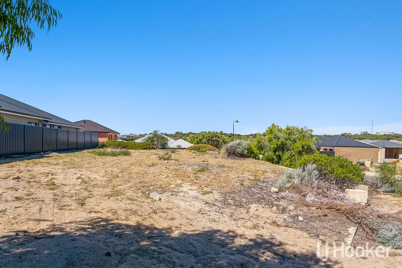 Photo - 115 Sanctuary Circuit, Dawesville WA 6211 - Image 11