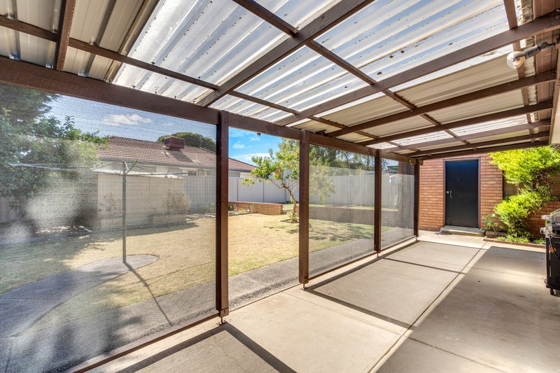 Photo - 115 Shankland Boulevard, Meadow Heights VIC 3048 - Image 12