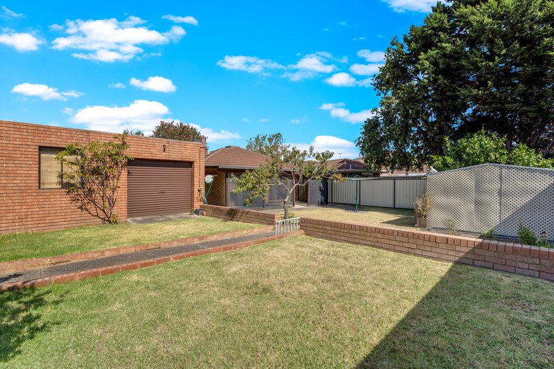 Photo - 115 Shankland Boulevard, Meadow Heights VIC 3048 - Image 13