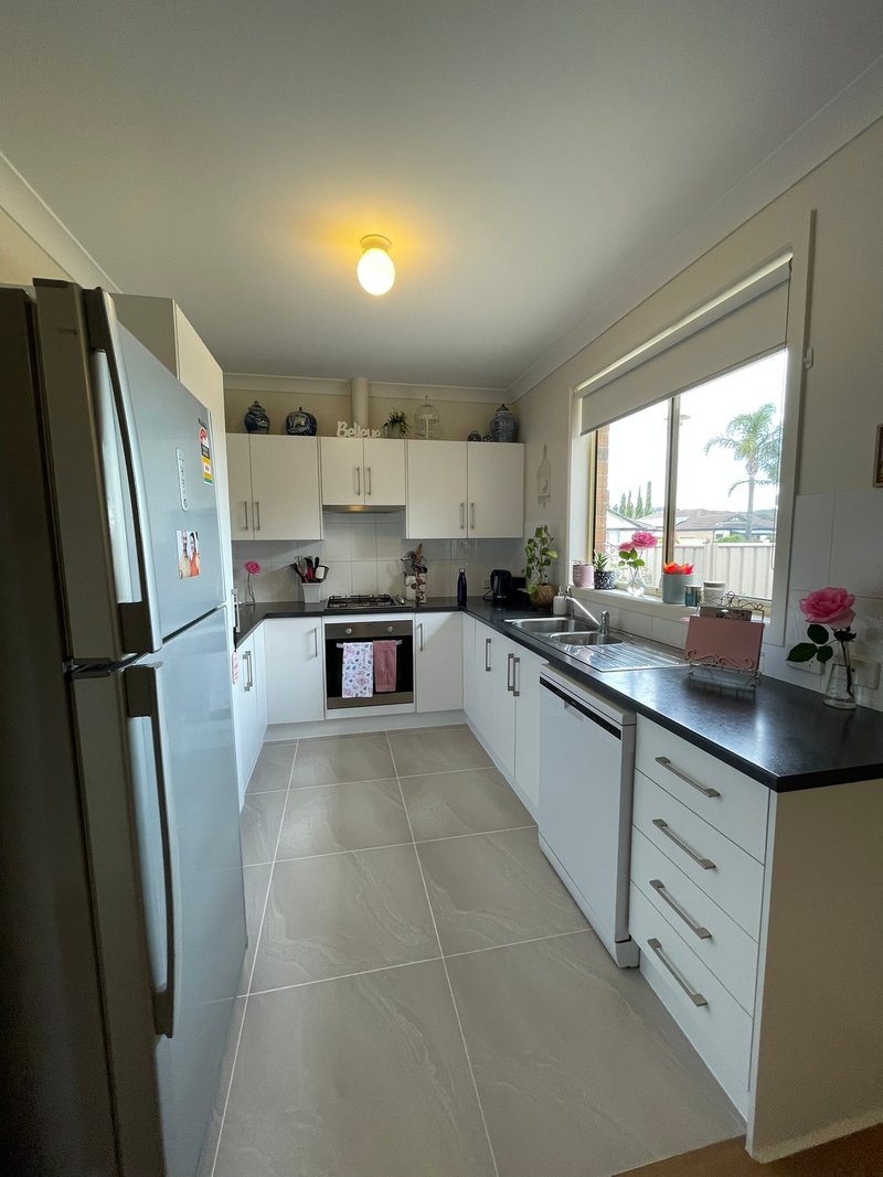 Photo - 1/15 Sovereign Drive, Woodcroft SA 5162 - Image 5