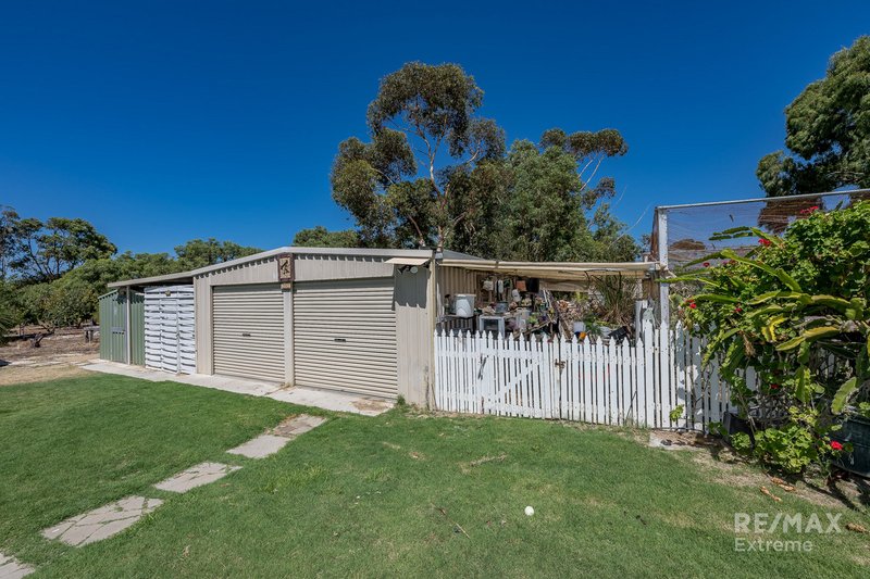 Photo - 115 Sovereign Hill Drive, Gabbadah WA 6041 - Image 26