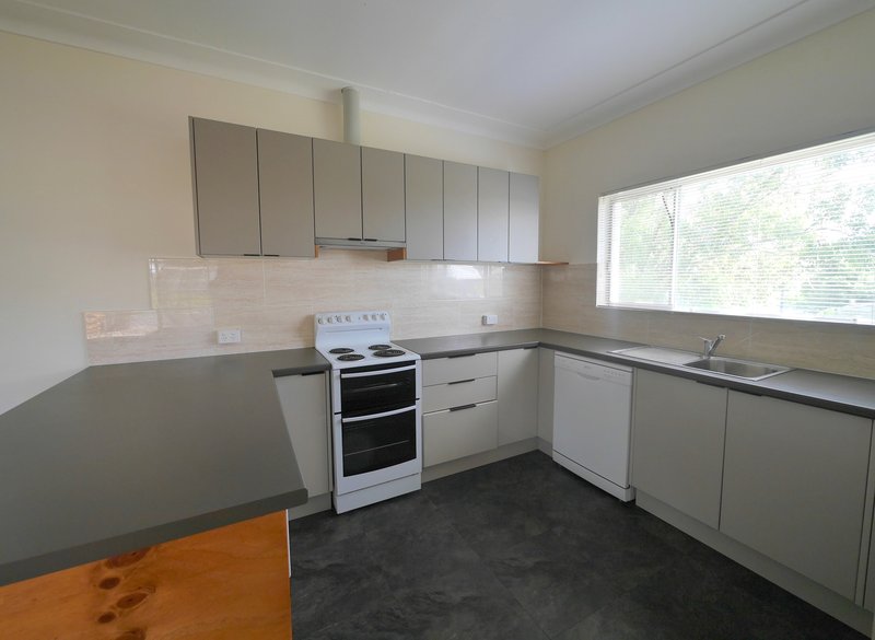 Photo - 115 Taragala Street, Cowra NSW 2794 - Image 4