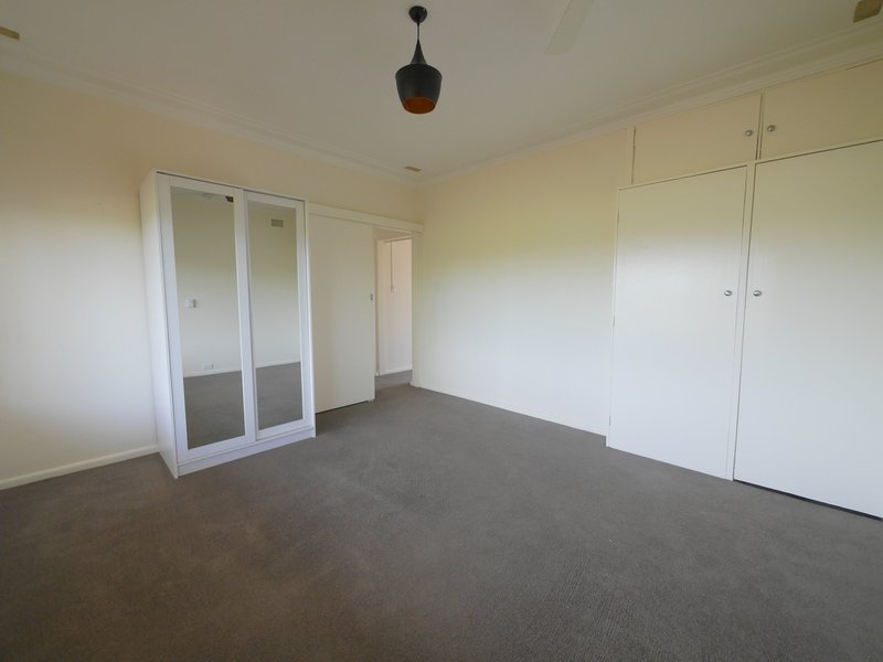 Photo - 115 Taragala Street, Cowra NSW 2794 - Image 5