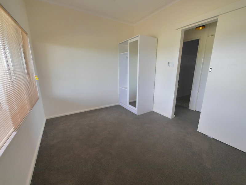 Photo - 115 Taragala Street, Cowra NSW 2794 - Image 7