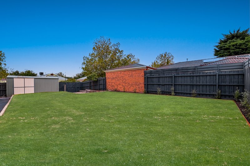 Photo - 115 The Promenade, Narre Warren South VIC 3805 - Image 15