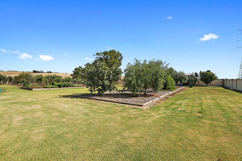 Photo - 115 Tower Hill Drive, Lara VIC 3212 - Image 26