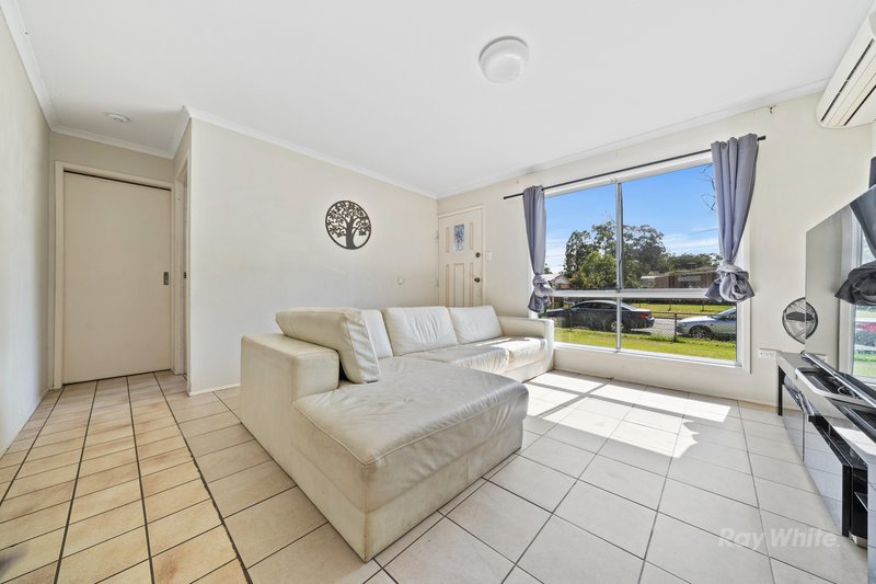 Photo - 115 Velorum Drive, Kingston QLD 4114 - Image 3