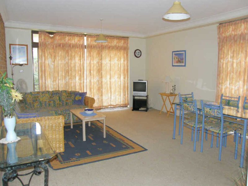 Photo - 1/15 Weatherly Close, Nelson Bay NSW 2315 - Image 4