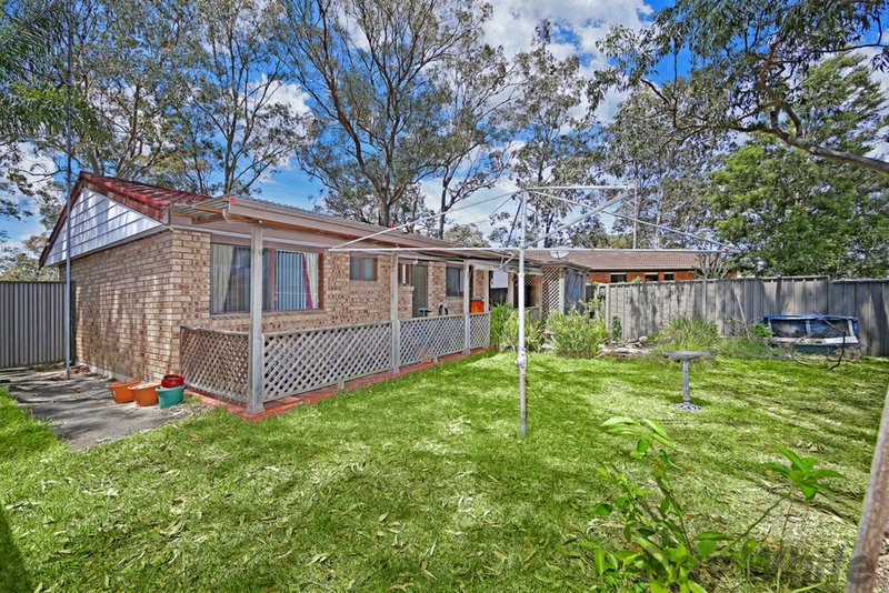 Photo - 1/15 Wyreema Avenue, Charmhaven NSW 2263 - Image 3