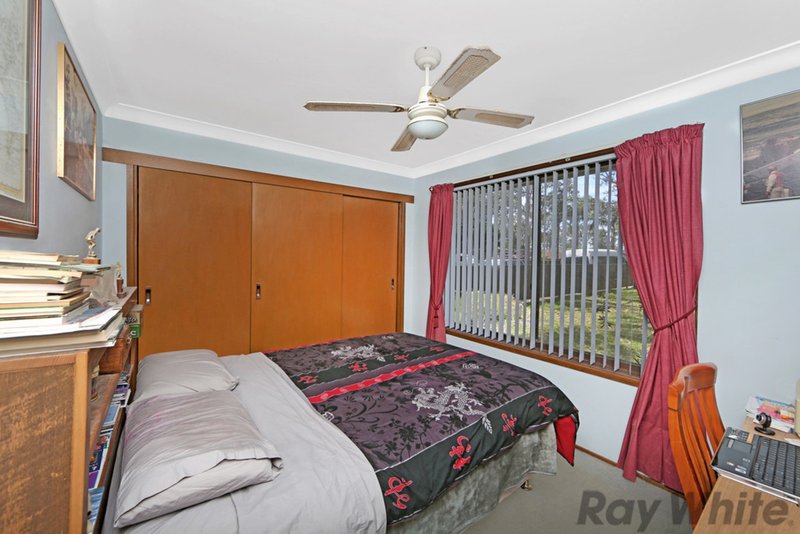 Photo - 1/15 Wyreema Avenue, Charmhaven NSW 2263 - Image 5