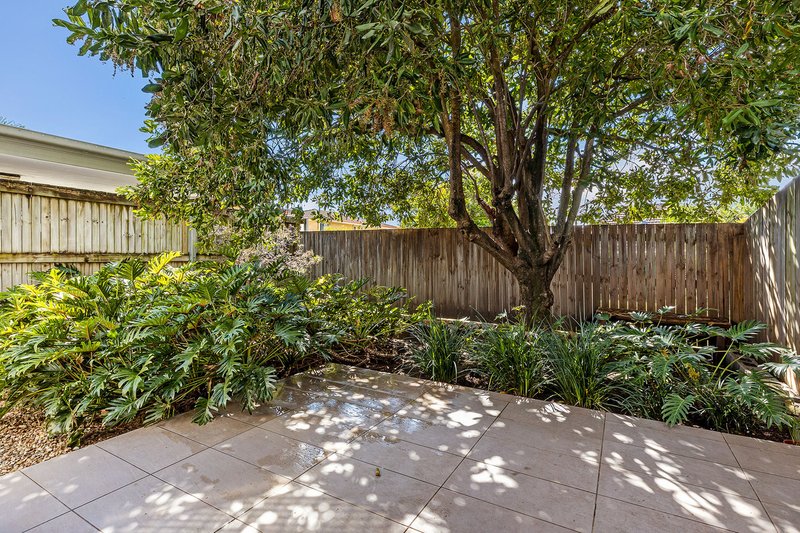 Photo - 1/15 Zenith Avenue, Chermside QLD 4032 - Image 6