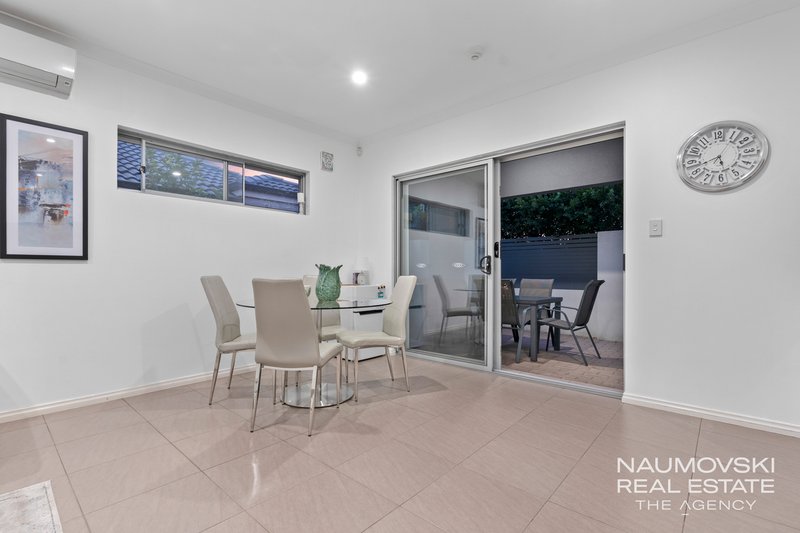 Photo - 1/150 Ravenswood Drive, Nollamara WA 6061 - Image 6