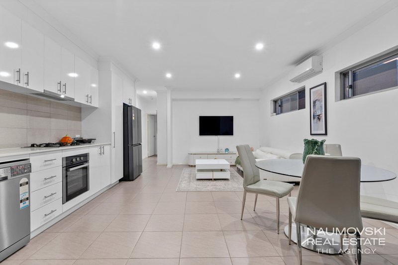 Photo - 1/150 Ravenswood Drive, Nollamara WA 6061 - Image 7