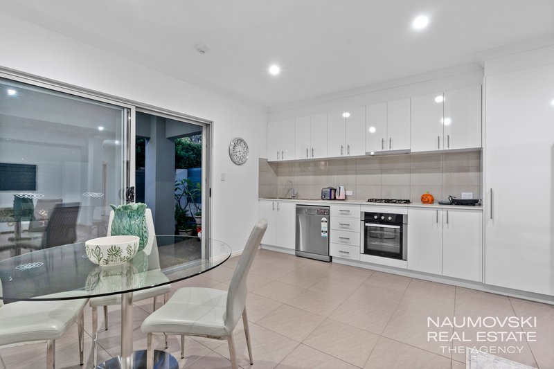Photo - 1/150 Ravenswood Drive, Nollamara WA 6061 - Image 8