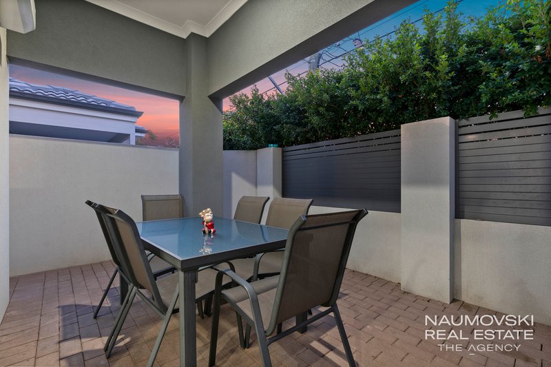 Photo - 1/150 Ravenswood Drive, Nollamara WA 6061 - Image 14