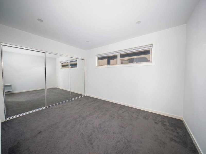 Photo - 11/501 Albion Street, Brunswick West VIC 3055 - Image 6