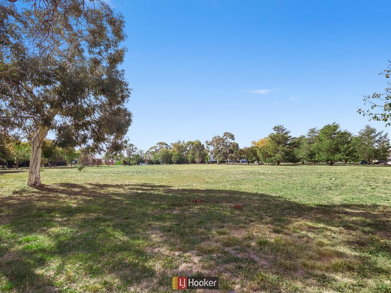 Photo - 11/51 Hampton Circuit, Yarralumla ACT 2600 - Image 7