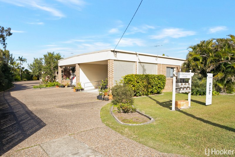 Photo - 1/152 Elphinstone Street, Berserker QLD 4701 - Image 2