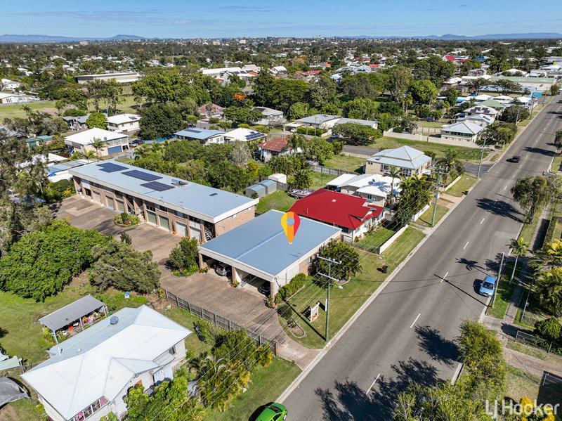 Photo - 1/152 Elphinstone Street, Berserker QLD 4701 - Image 3