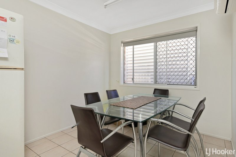 Photo - 1/152 Elphinstone Street, Berserker QLD 4701 - Image 7