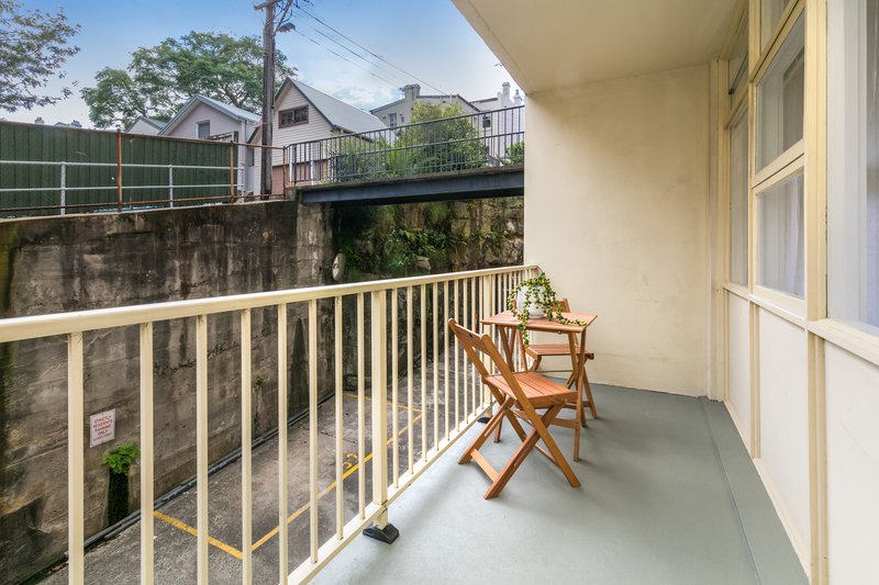 Photo - 11/52 High Street, North Sydney NSW 2060 - Image 4