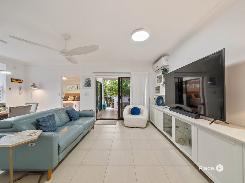 Photo - 1/152 Mein Street, Scarborough QLD 4020 - Image 2