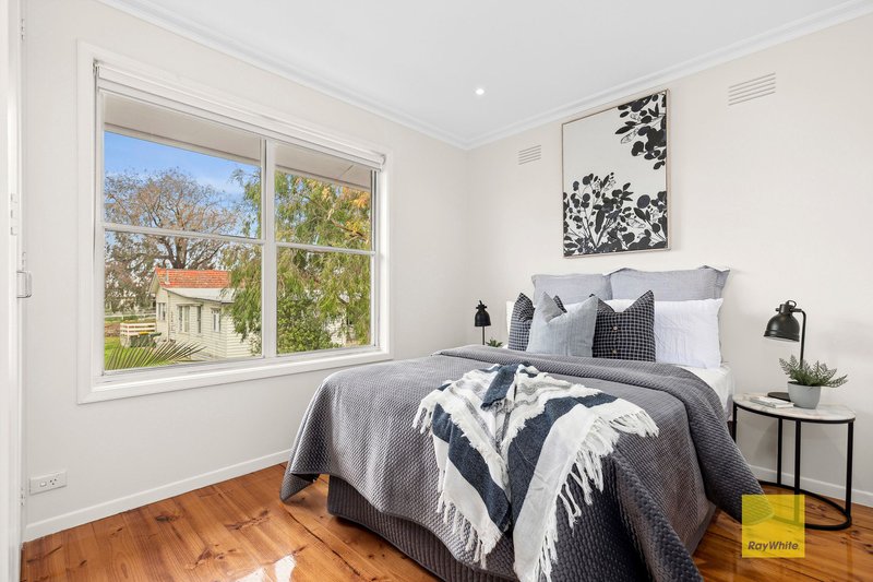 Photo - 11/53-55 Mount Pleasant Road, Belmont VIC 3216 - Image 9