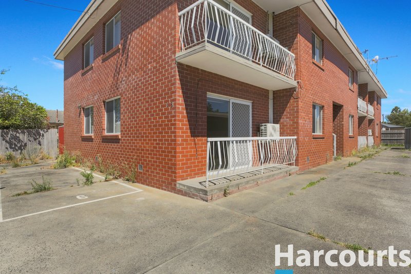 Photo - 1/153 Buckley Street, Morwell VIC 3840 - Image 9