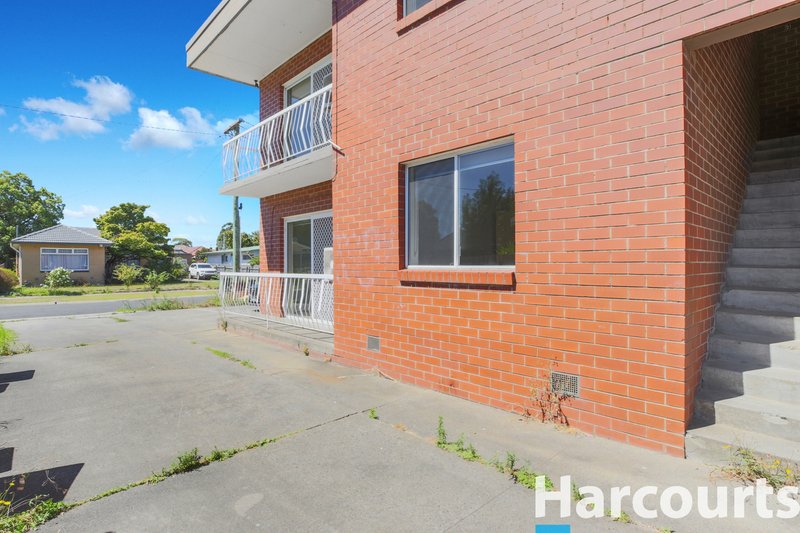 Photo - 1/153 Buckley Street, Morwell VIC 3840 - Image 10