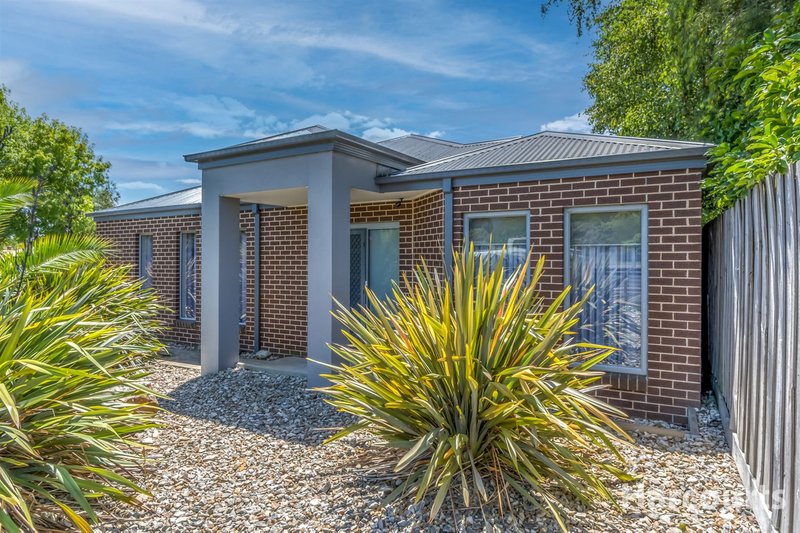 Photo - 1/154 Narracan Drive, Newborough VIC 3825 - Image