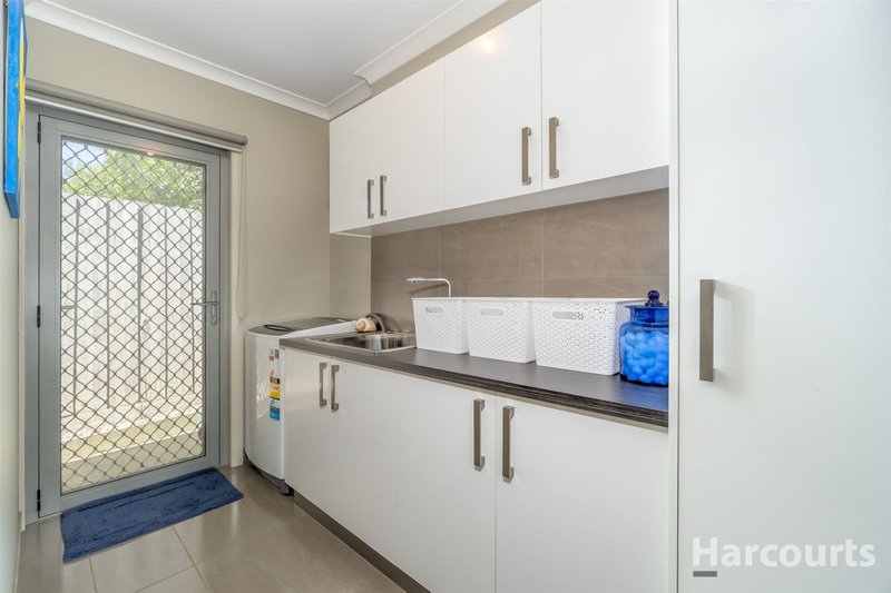 Photo - 1/154 Narracan Drive, Newborough VIC 3825 - Image 11