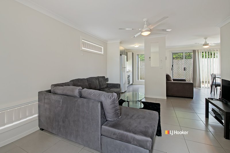 Photo - 1/1548 Anzac Avenue, Kallangur QLD 4503 - Image 4