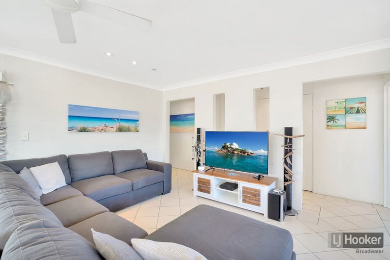 Photo - 11/548 Marine Parade, Biggera Waters QLD 4216 - Image 6