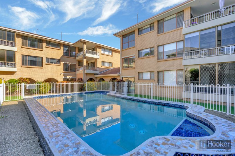 Photo - 11/548 Marine Parade, Biggera Waters QLD 4216 - Image 12