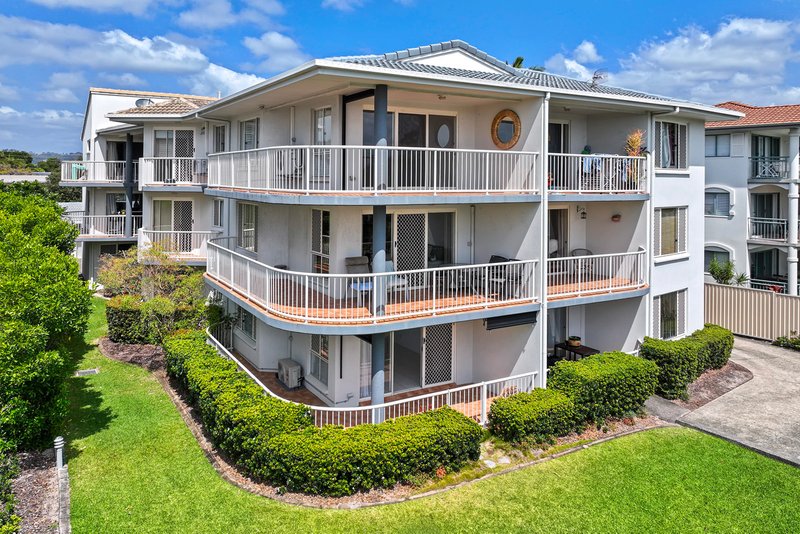 Photo - 1/155-157 Bradman Avenue, Maroochydore QLD 4558 - Image 2