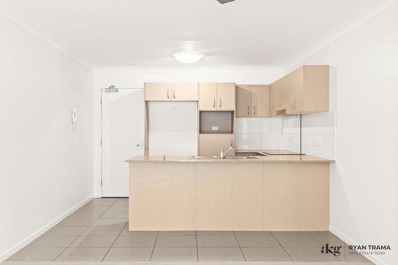 Photo - 1/155-163 Fryar Road, Eagleby QLD 4207 - Image 3