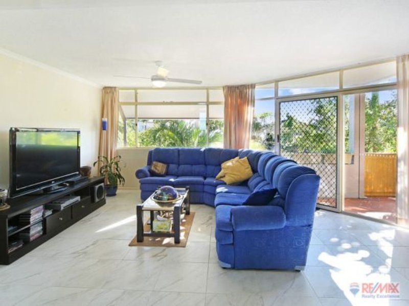 Photo - 11/55 Buderim Ave , Mooloolaba QLD 4557 - Image 3