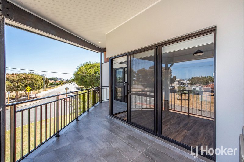 Photo - 11/55 Forrest Street, Mandurah WA 6210 - Image 14