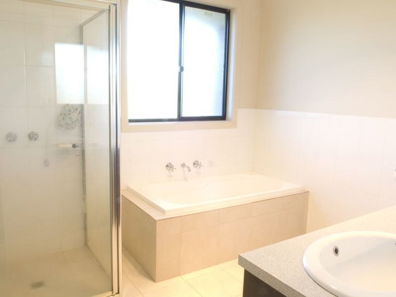 Photo - 1/1555 Ferntree Gully Road, Knoxfield VIC 3180 - Image 6