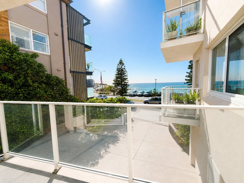 Photo - 1/156 Marine Parade, Maroubra NSW 2035 - Image 2