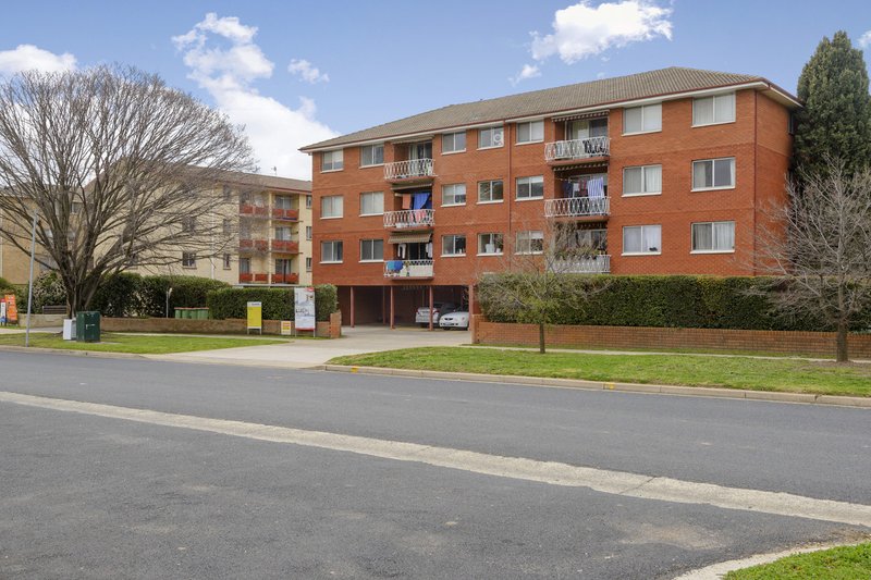11/56 Trinculo Place, Queanbeyan NSW 2620