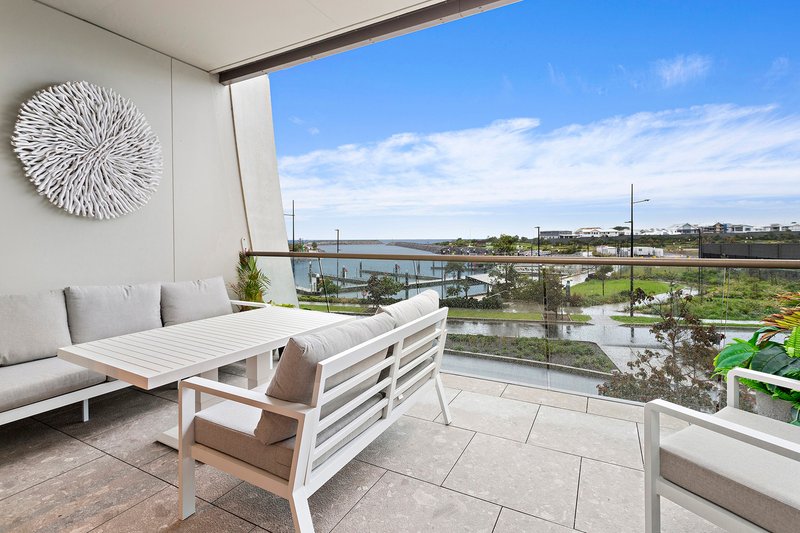Photo - 115/64 The Promontory Drive, Shell Cove NSW 2529 - Image 1