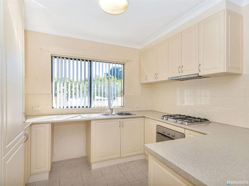 Photo - 1/157 Kinross Drive, Kinross WA 6028 - Image 14