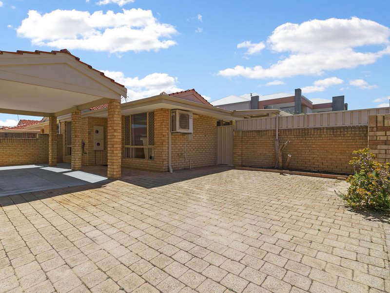 Photo - 1/157 Stock Road, Attadale WA 6156 - Image 2