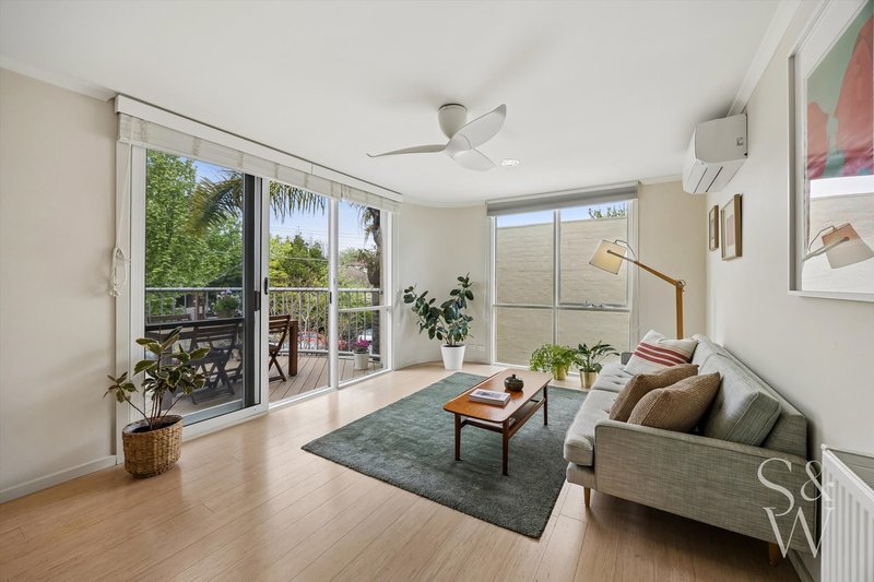 Photo - 11/59-61 Ormond Esplanade, Elwood VIC 3184 - Image 4