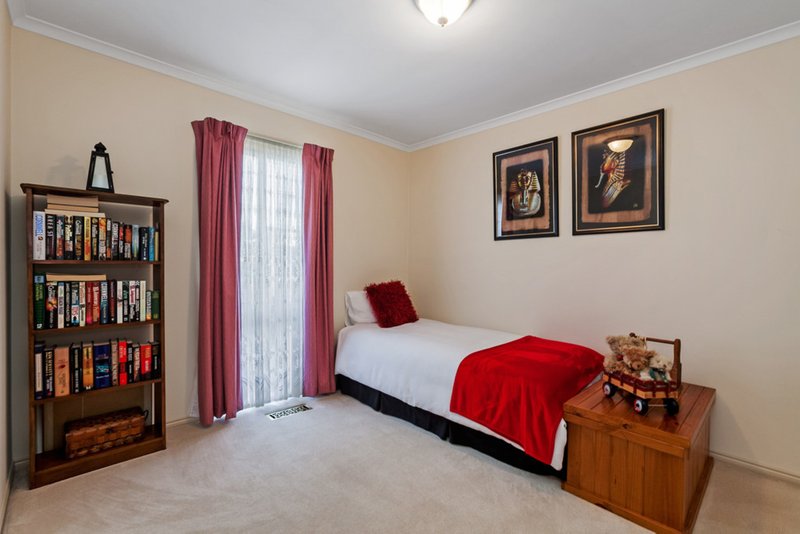 Photo - 11/59 St Vigeons Road, Reservoir VIC 3073 - Image 8